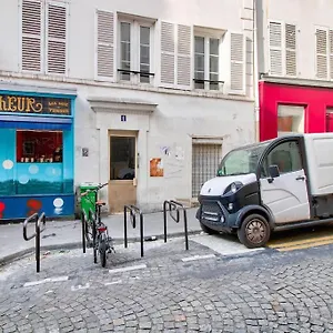 Appartement Cozy Heart Of Montmartre & Historic, Paris