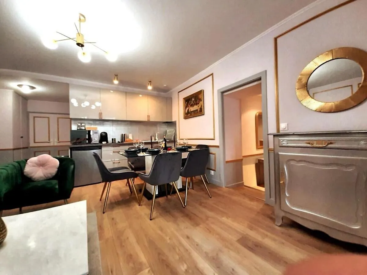 Da Vinci Apartment Paris Montmartre Aircon