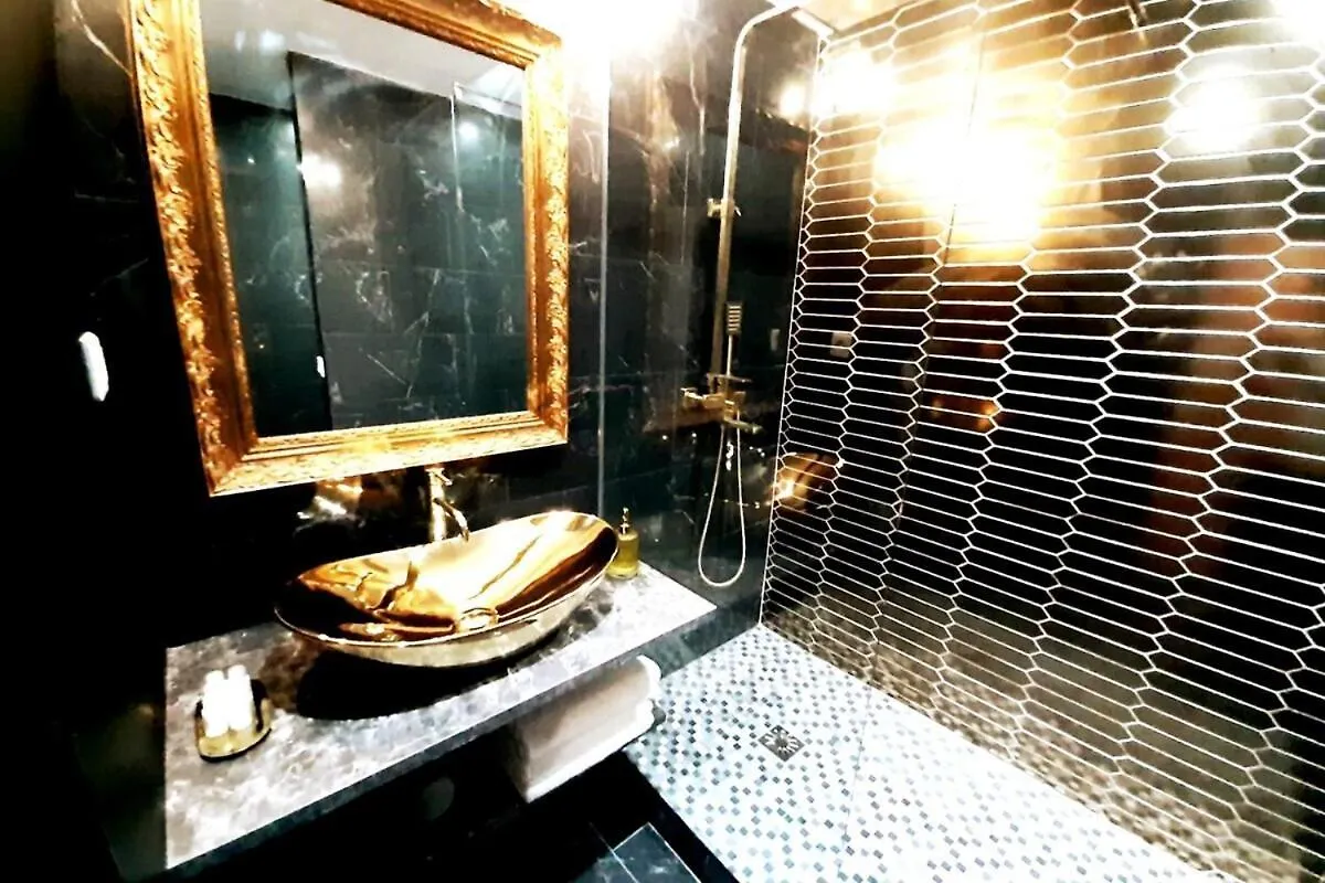 Da Vinci Apartment Paris Montmartre Aircon